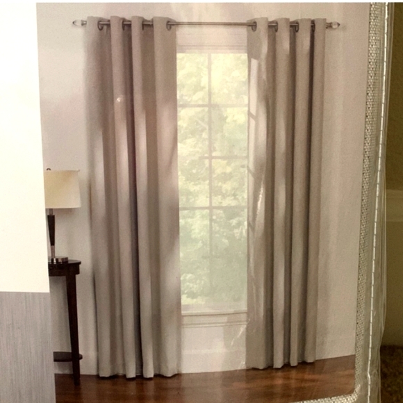 THERMAL Balance room darkening curtains 2 panel 52x84” - Picture 1 of 1